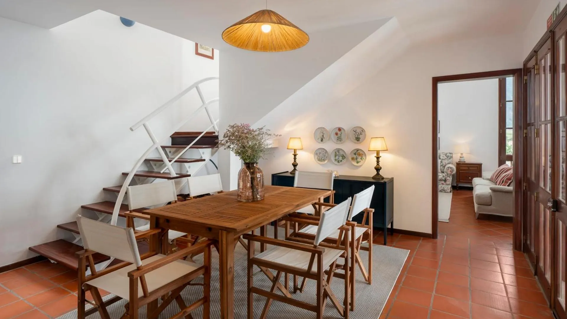 Casa Amarela Da Faja Da Areia By An Island Apart São Vicente Tatil Evi